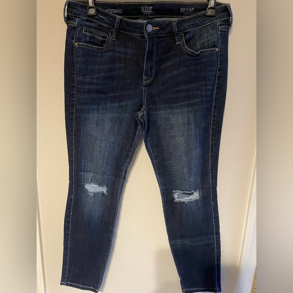 a.n.a Jegging
